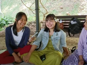 Picnic for Myanmar maids (11) Squoosh