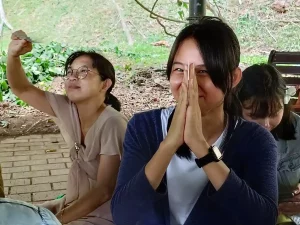 Picnic for Myanmar maids (26) Squoosh